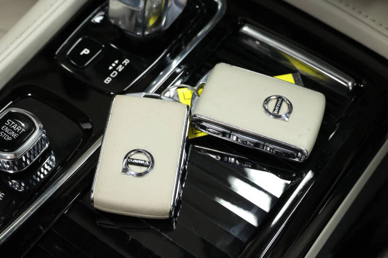 2019 Volvo S90 T8 Inscription