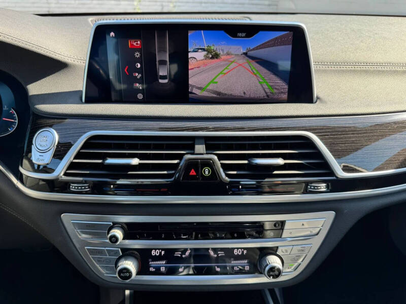 2019 BMW 7 Series 740i