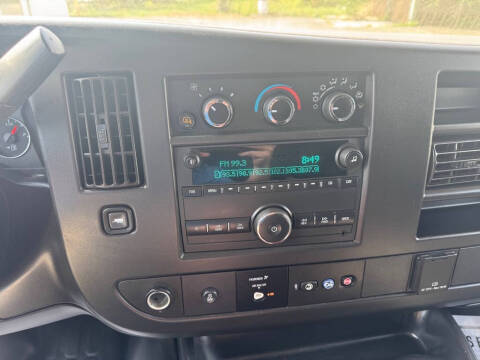 2021 GMC Savana 2500