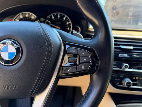 2018 BMW 5 Series 530i