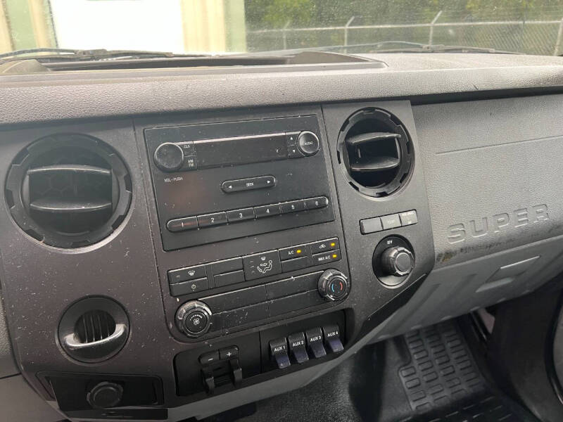 2012 Ford F-550 SUPER DUTY 4WD UTILITY