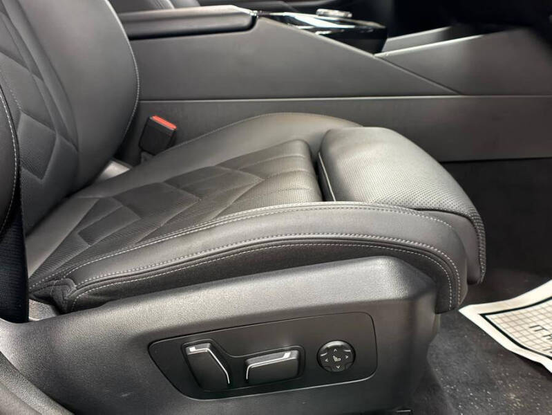 2024 BMW 5 Series 530i xDrive