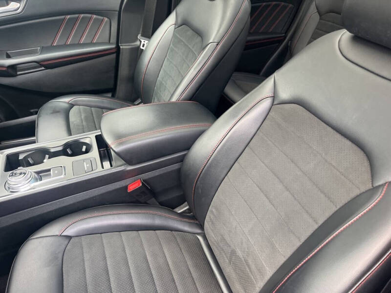 2022 Ford Edge ST-Line