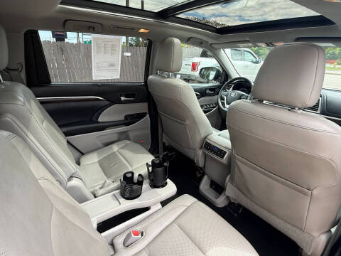 2014 Toyota Highlander Limited Platinum