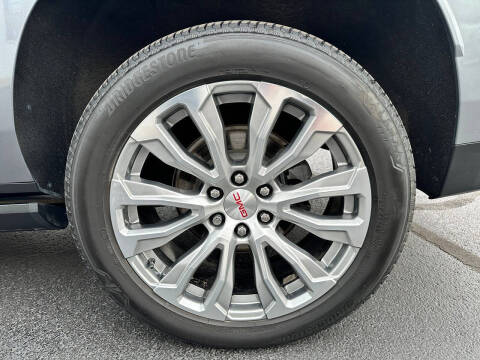 2022 GMC Yukon XL Denali