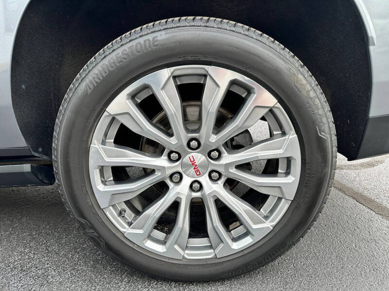 2022 GMC Yukon XL Denali