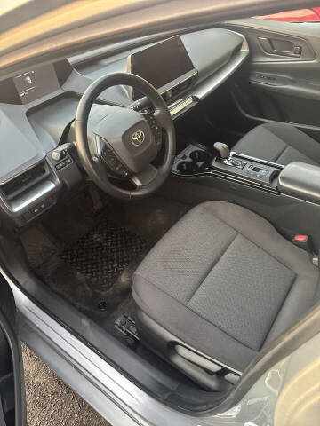2024 Toyota Prius LE