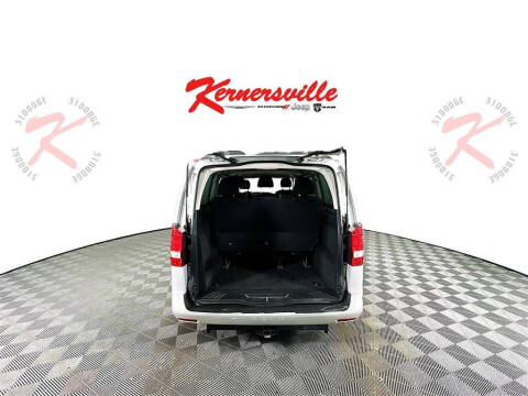 2016 Mercedes-Benz Metris Passenger