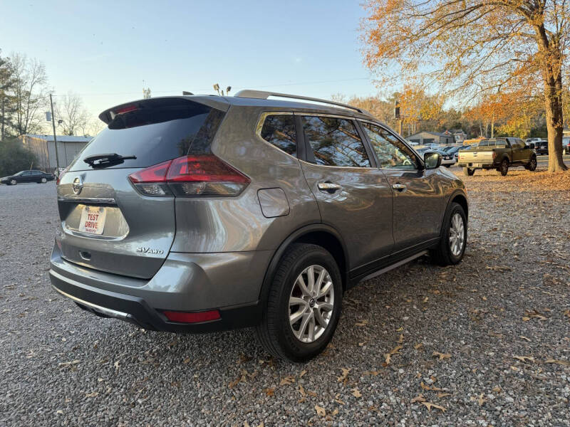 2018 Nissan Rogue SV