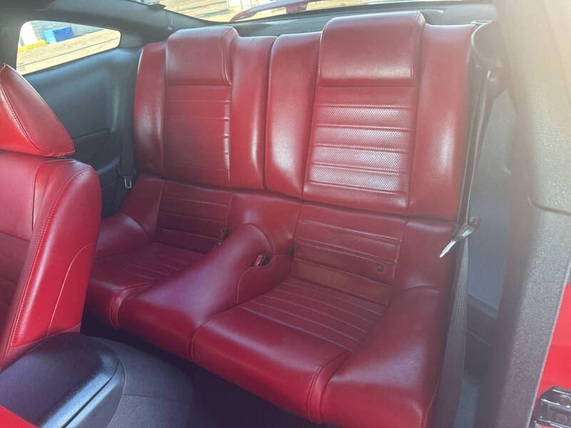 2005 Ford Mustang GT Premium