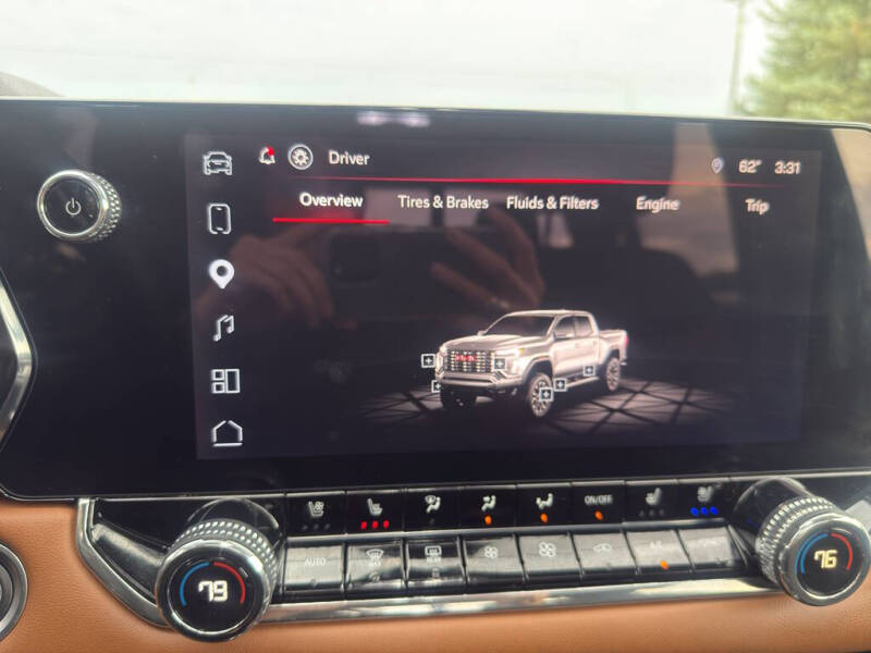 2025 GMC Canyon AT4