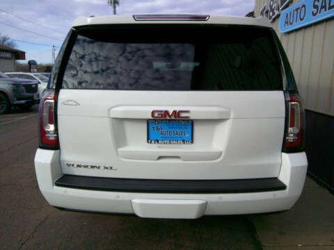 2017 GMC Yukon XL SLT