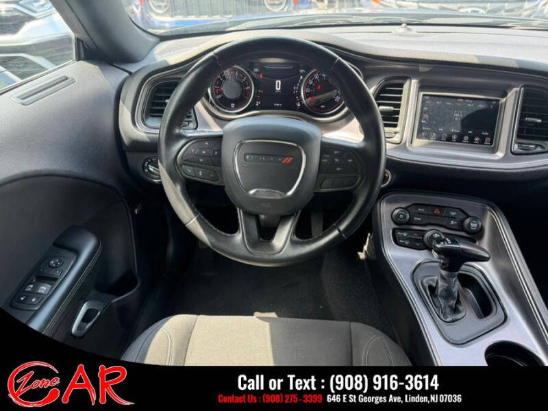 2023 Dodge Challenger SXT