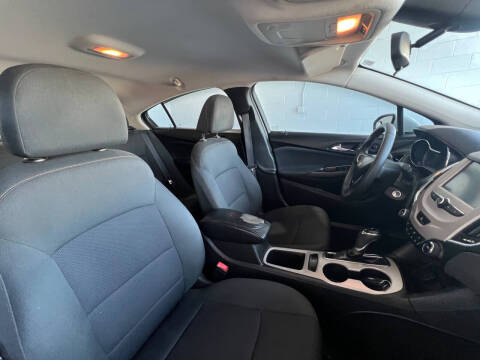 2017 Chevrolet Cruze LS Auto