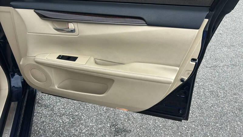 2014 Lexus ES 350