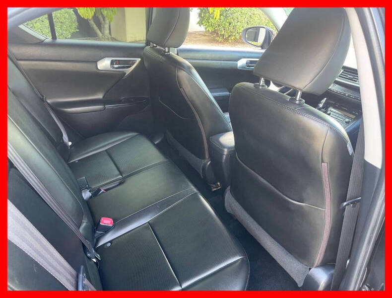 2013 Lexus CT 200h