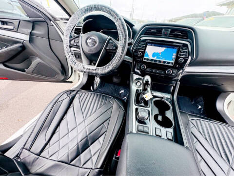 2017 Nissan Maxima