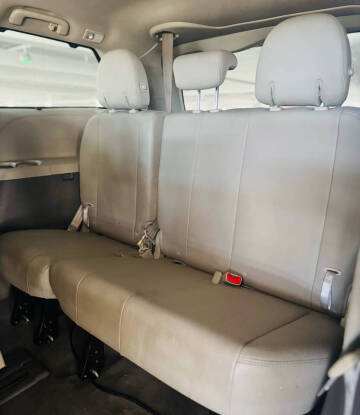 2015 Toyota Sienna XLE Premium 8-Passenger