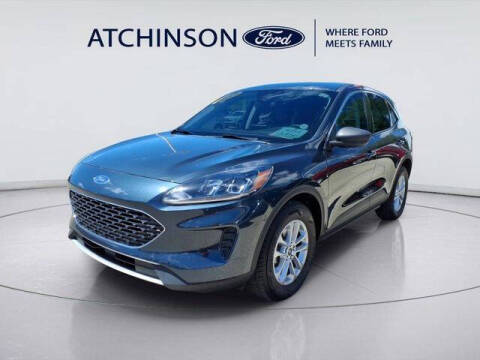 2022 Ford Escape SE Photo