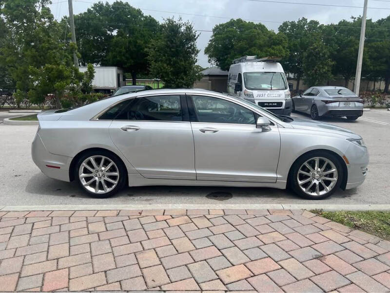2016 Lincoln MKZ