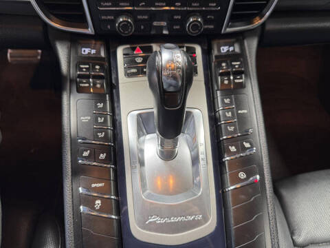 2014 Porsche Panamera 4