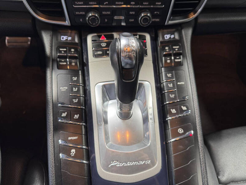 2014 Porsche Panamera 4