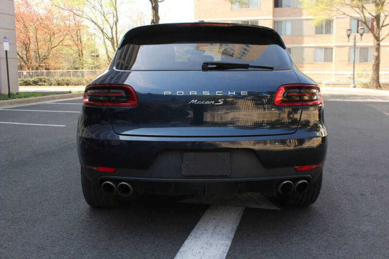 2016 Porsche Macan S