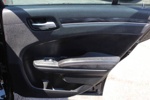 2018 Chrysler 300 Touring