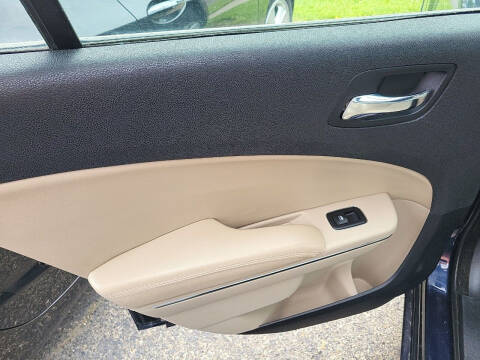 2012 Dodge Charger SE