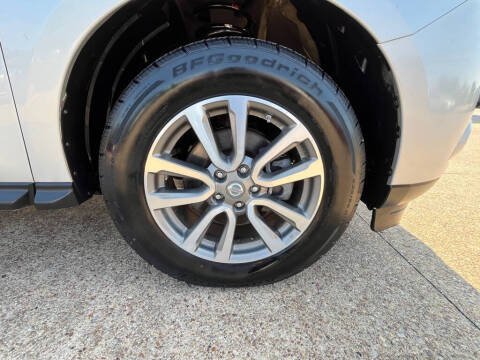 2013 Nissan Pathfinder S