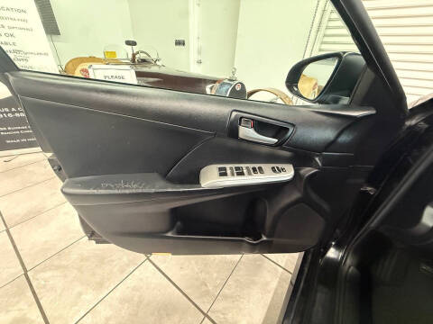 2012 Toyota Camry SE V6