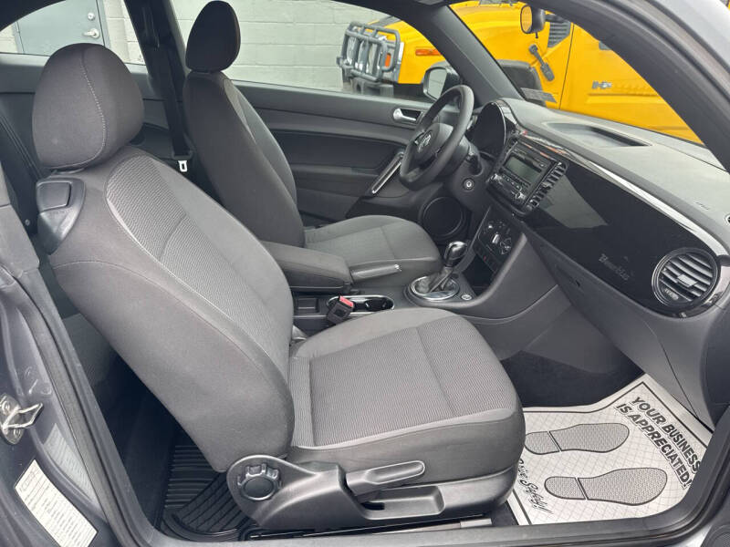2013 Volkswagen Beetle 2.5L Entry PZEV