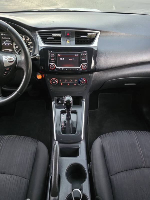 2017 Nissan Sentra SV