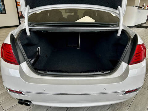 2015 BMW 5 Series 528i