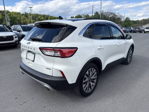 2020 Ford Escape Hybrid Titanium