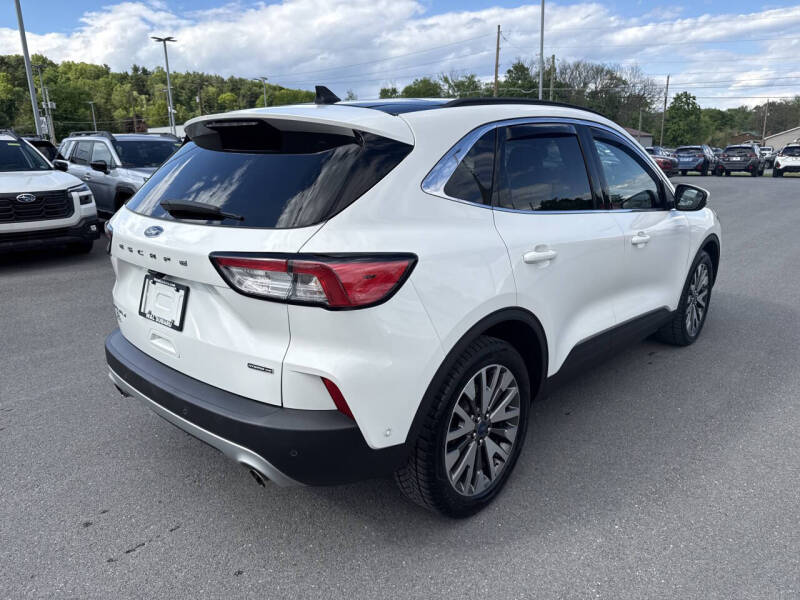 2020 Ford Escape Hybrid Titanium