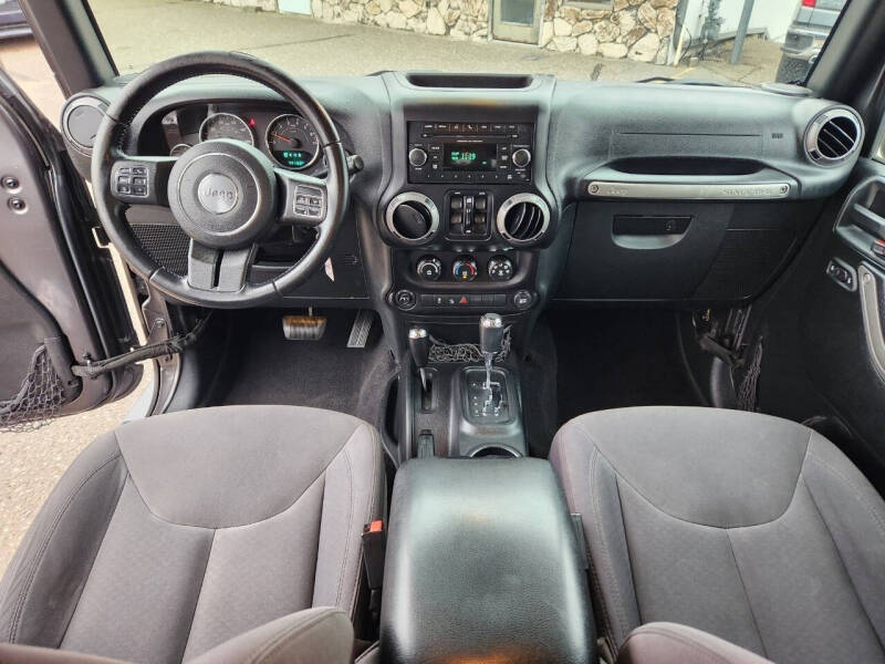 2016 Jeep Wrangler Unlimited Sport