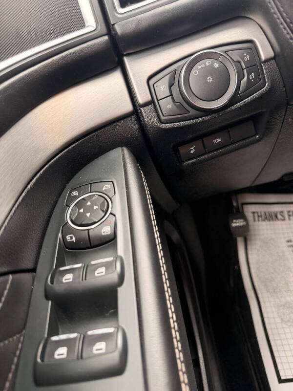 2019 Ford Explorer Platinum