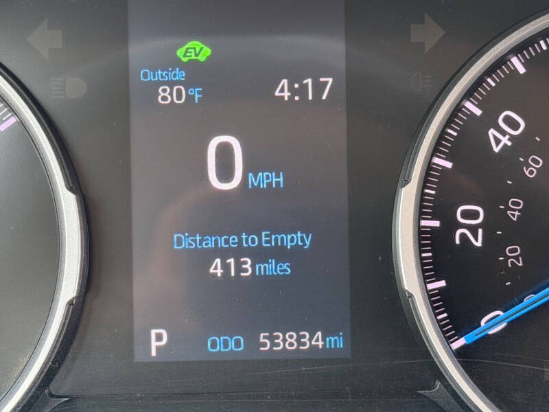 2022 Toyota RAV4 Hybrid XLE