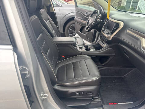 2020 GMC Acadia Denali