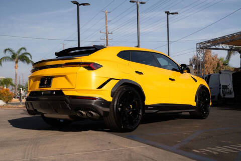 2024 Lamborghini Urus Performante