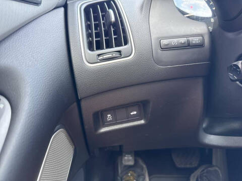 2022 Infiniti Q50 Luxe