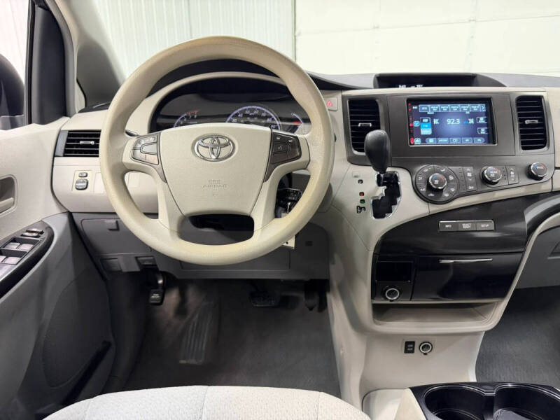 2011 Toyota Sienna