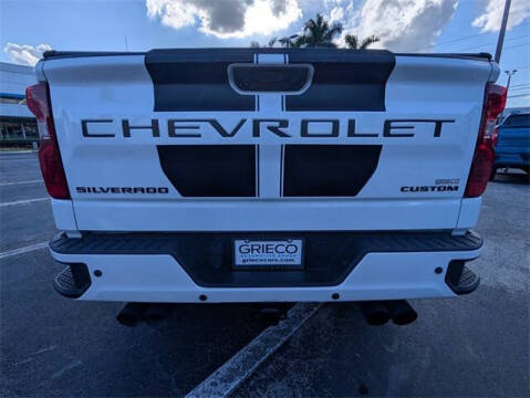 2023 Chevrolet Silverado 1500 Custom