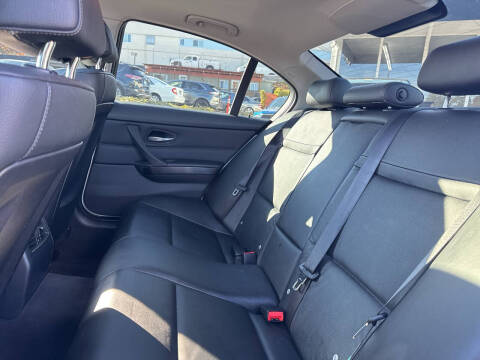 2011 BMW 3 Series 335i