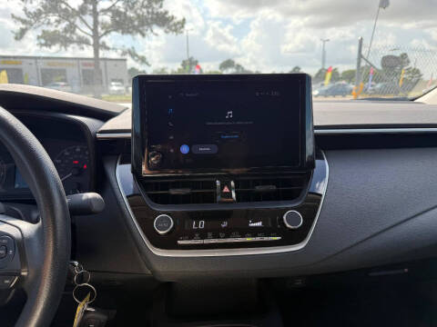 2025 Toyota Corolla LE