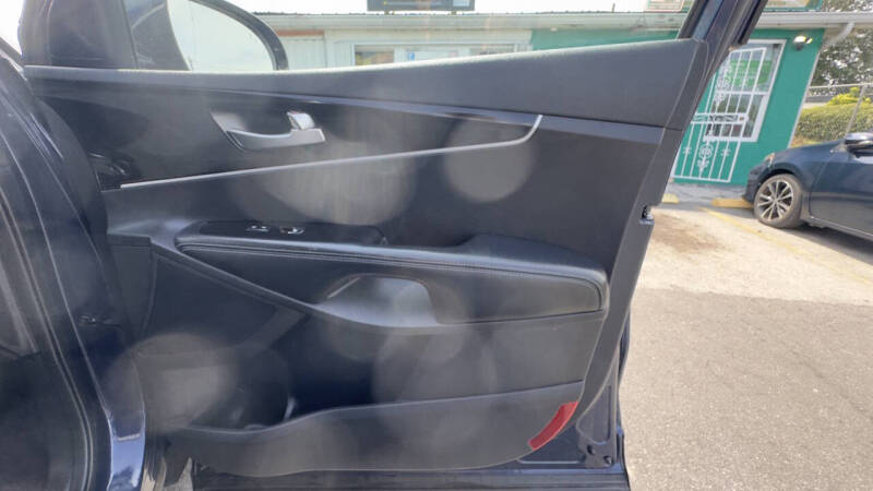 2019 Kia Sorento LX V6