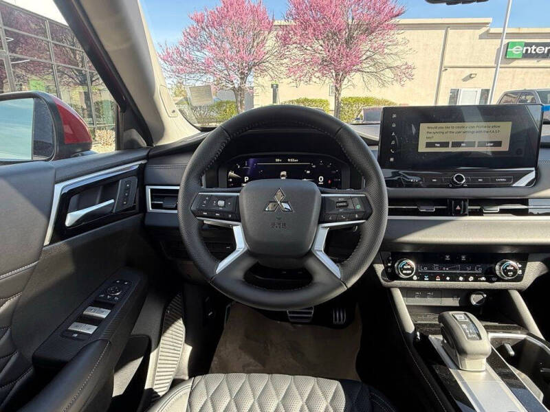 2026 Mitsubishi Outlander SEL