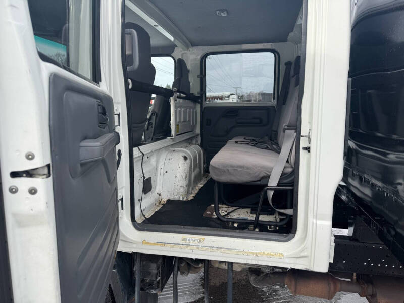 2017 Isuzu NPR