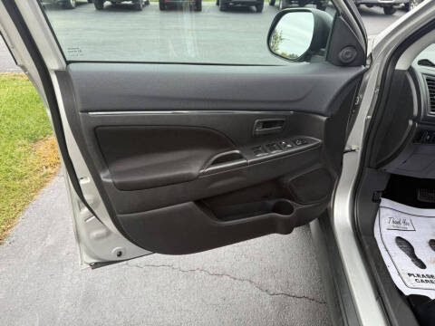 2015 Mitsubishi Outlander Sport ES